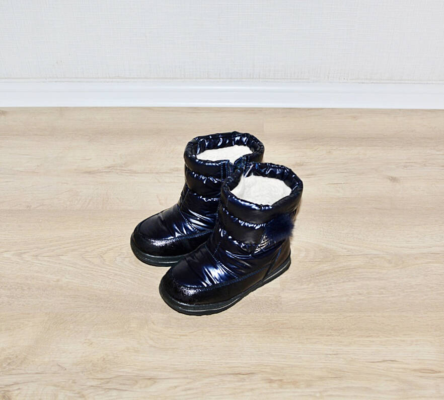 Детские зимние ботинки-дутики для девочки, 27 размер в Санкт-Петербурге фото 3 Личные вещи Санкт-Петербург