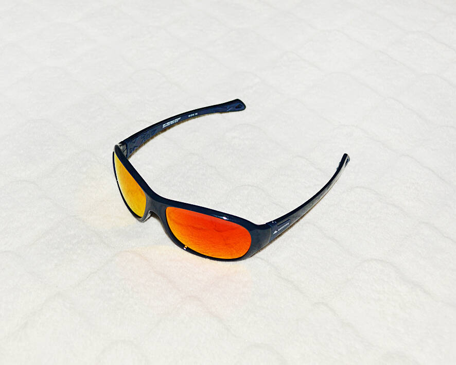 Детские очки от бренда «Quechua», ст.защиты - 4 ! в Санкт-Петербурге фото 5 Личные вещи Санкт-Петербург Детские очки от бренда «Quechua», ст.защиты - 4 ! в Санкт-Петербурге фото 5 Личные вещи Санкт-Петербург