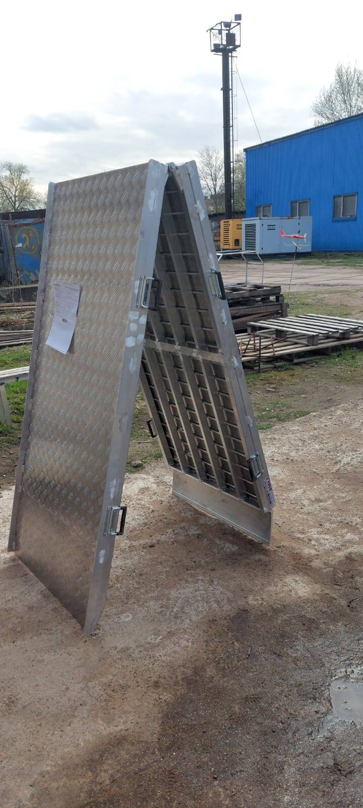 Погрузочный алюминиевый складной мост от производителя  в Донецке фото 5 Транспорт Донецк