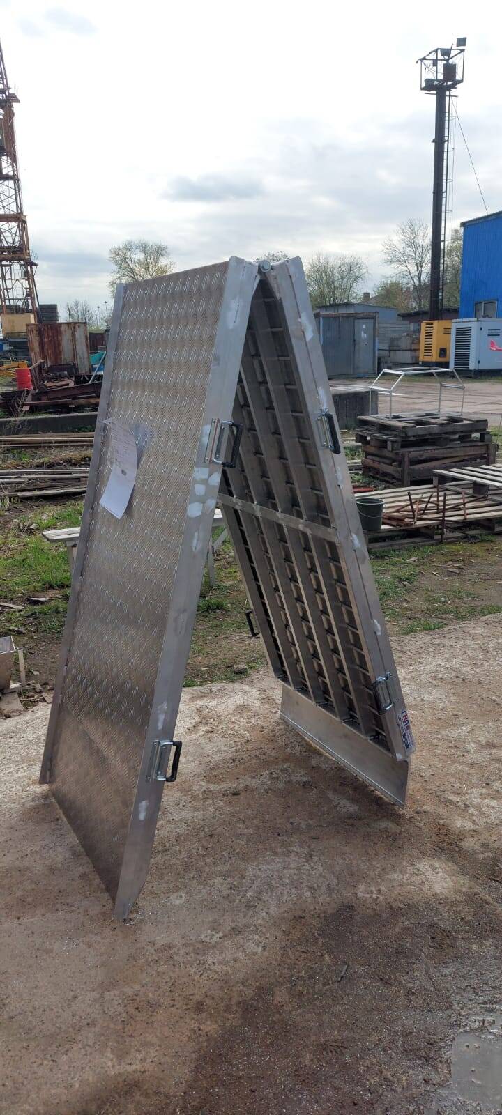 Погрузочный алюминиевый складной мост от производителя 