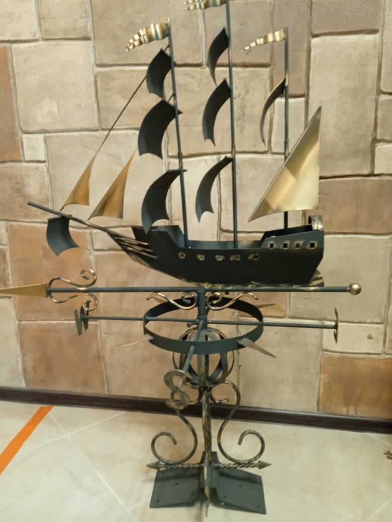 Флюгер "КОРАБЛЬ "ЗОЛОТАЯ ЖЕМЧУЖИНА" с коваными элементами