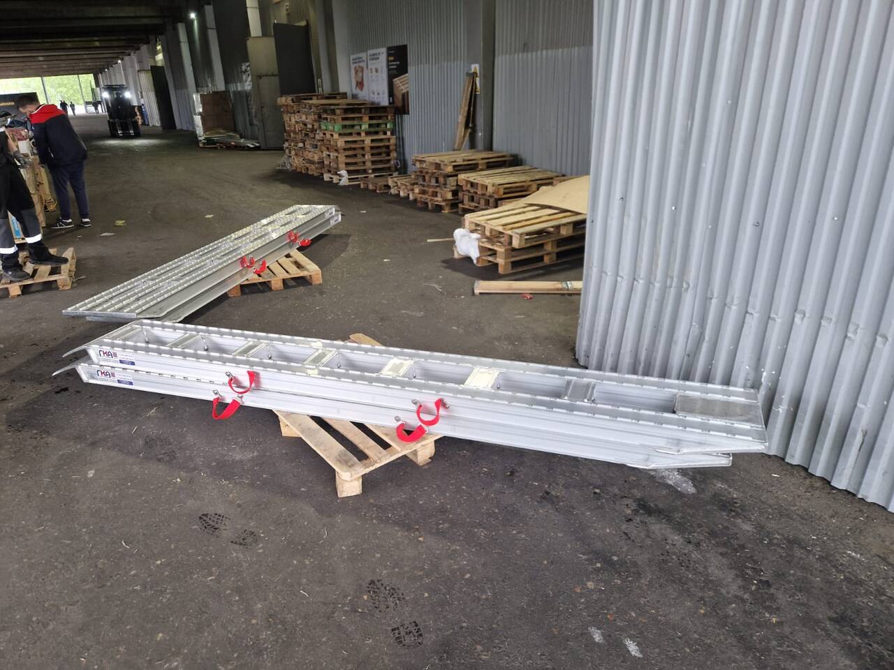 Аппарели для трактора, манипулятора, экскаватора и т.д. 