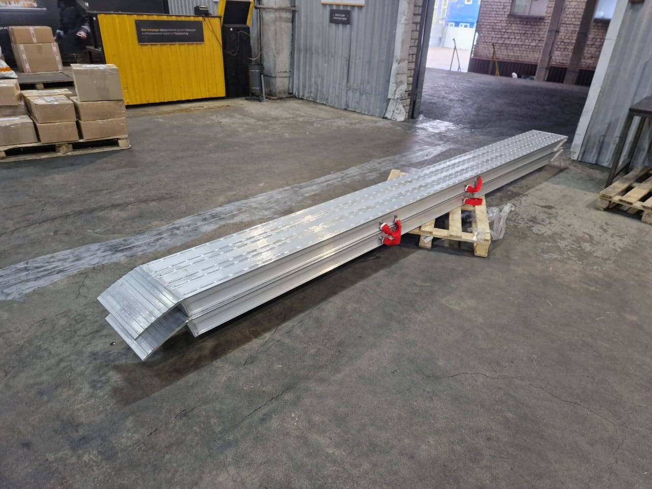 Аппарели алюминиевые для погрузки техники в фуру, прицеп, полуприцеп в Курске фото 2 Транспорт Курск