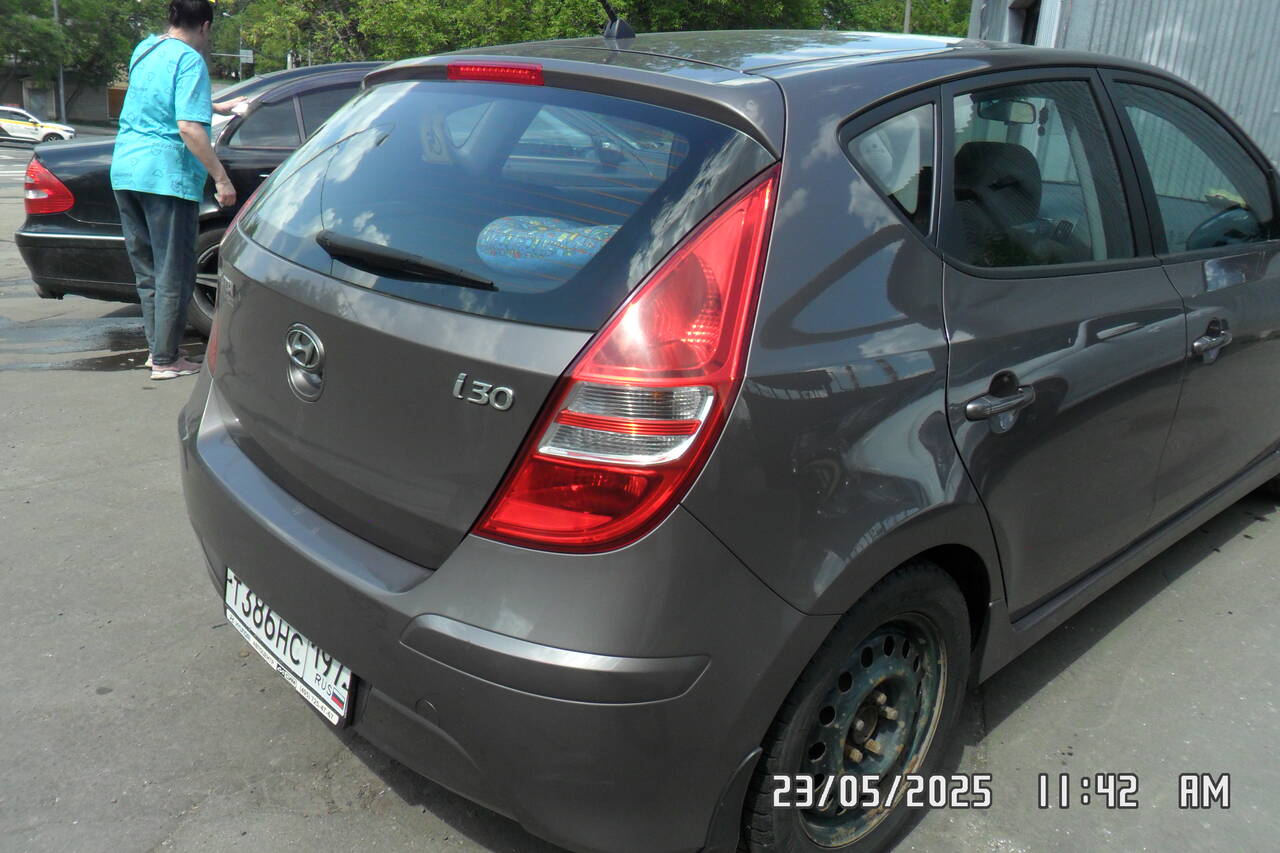 продажа автомобиля в Москве фото 3 Транспорт Москва