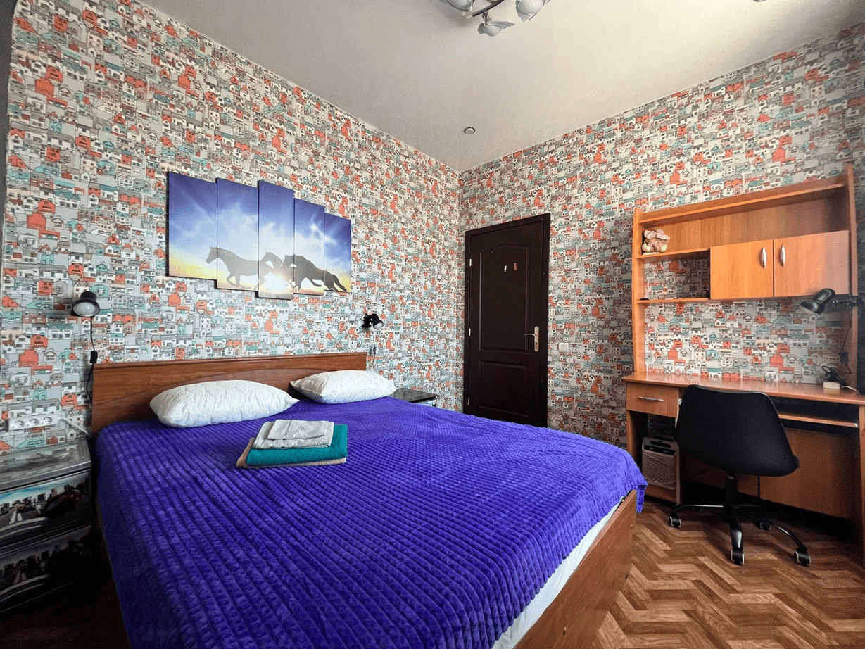 Морская волна на Молодежном переулке