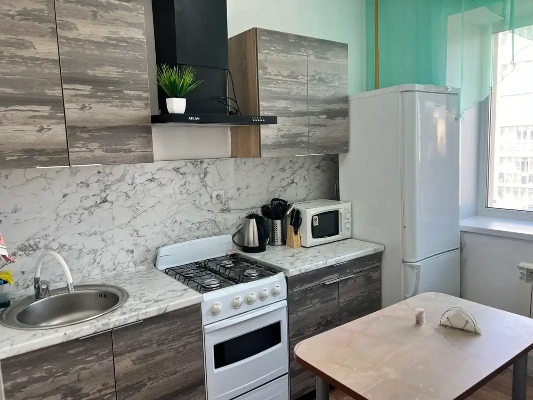 Зазеркалье на Николаевском проспекте в Самаре фото 2 Недвижимость Самара