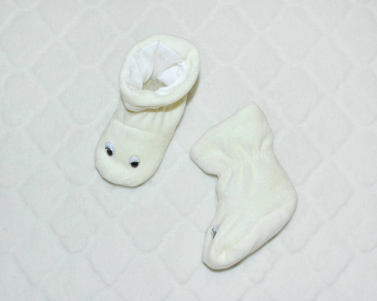 Праздничные велюровые пинетки-сапожки, для малышей в Санкт-Петербурге фото 3 Личные вещи Санкт-Петербург