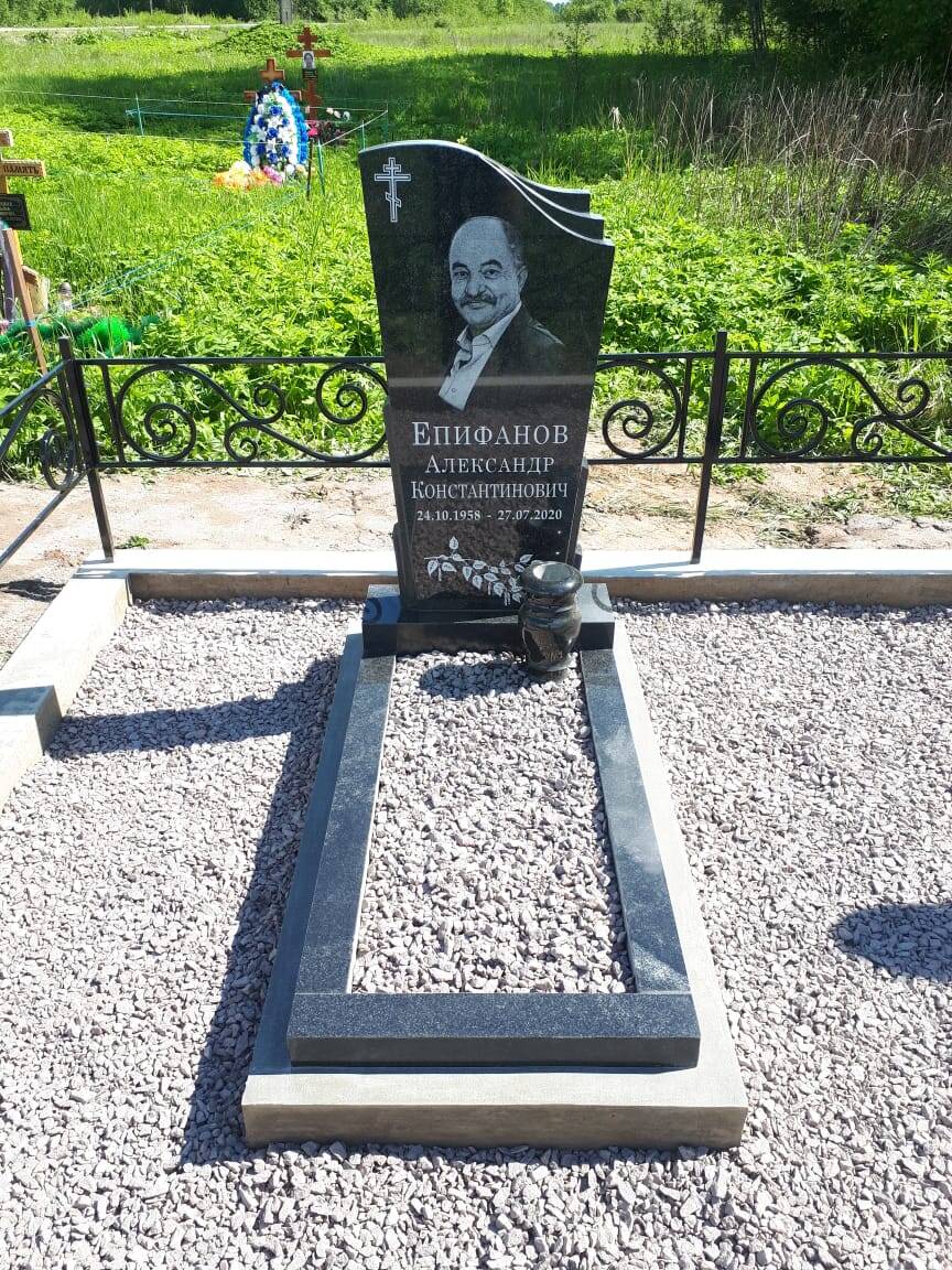 Благоустройство мест захоронений в Луге фото 5 Услуги Луга