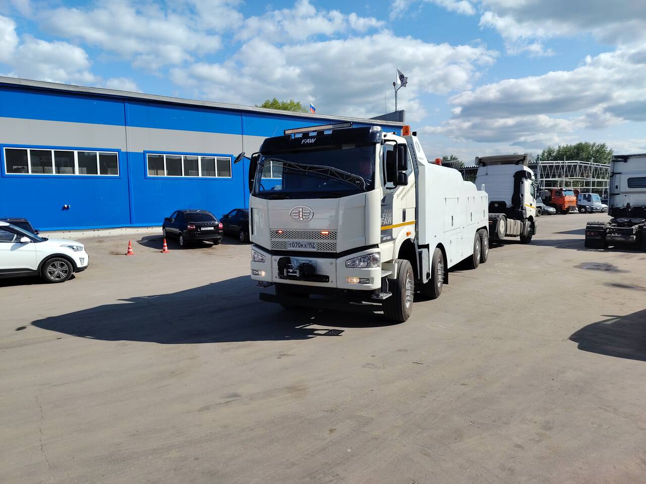 Грузовой эвакуатор 