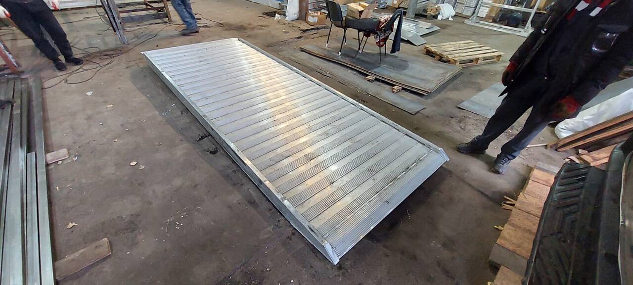 Мост погрузочный до 4 тонн  