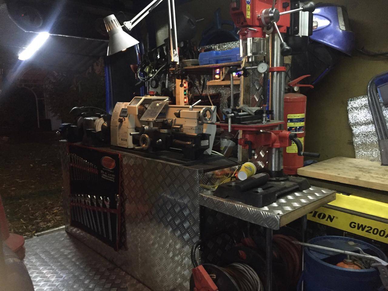 Выездной ремонт грузовых автомобилей/легковых, автобусов, прицепов. в Москве фото 2 Услуги Москва