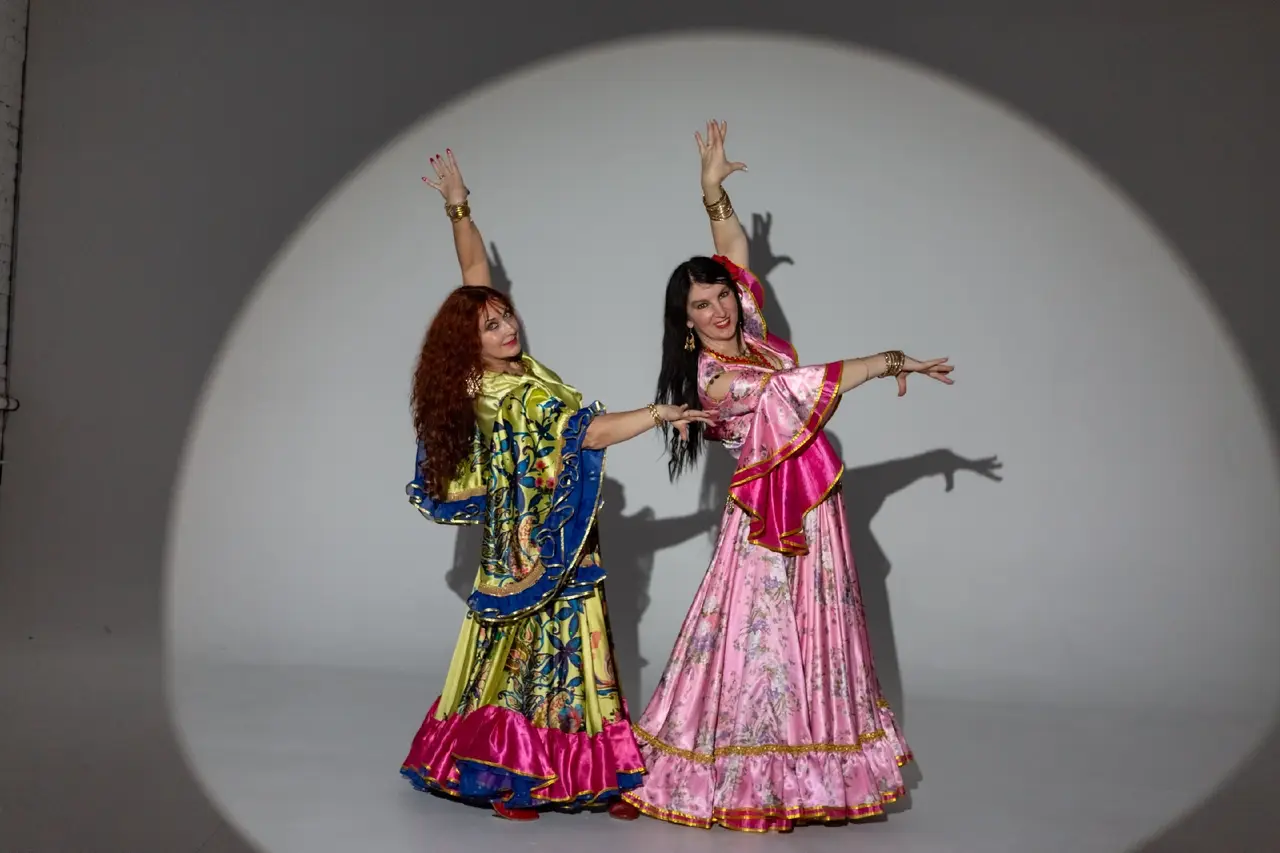 Цыгане на праздник  в Санкт-Петербурге фото 5 Услуги Санкт-Петербург