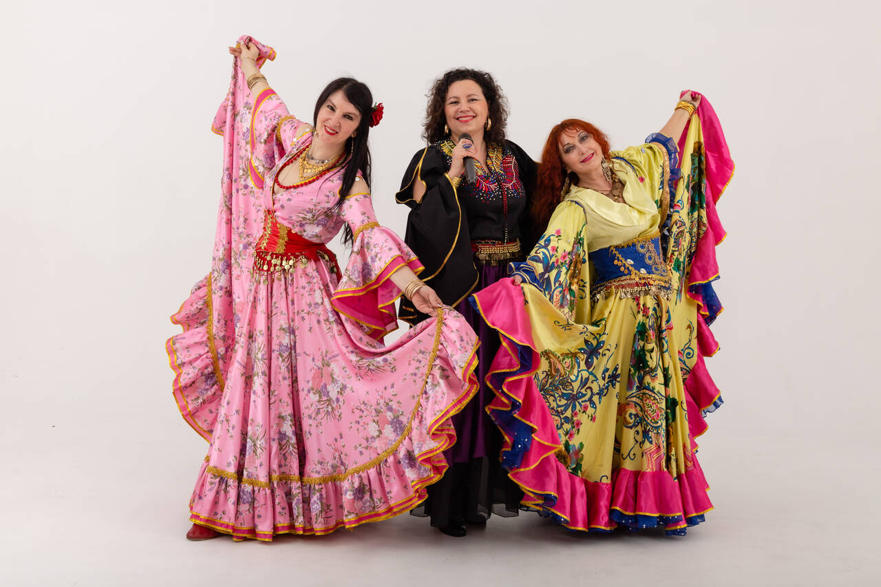 Цыгане на праздник 