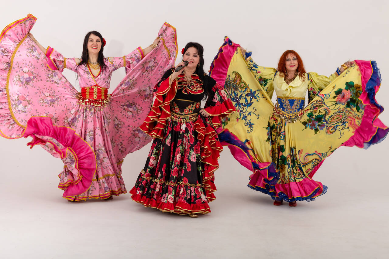 Цыганский танец  в Санкт-Петербурге фото 3 Услуги Санкт-Петербург