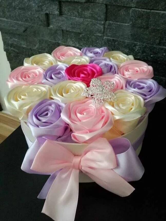 Букеты из атластных лент 