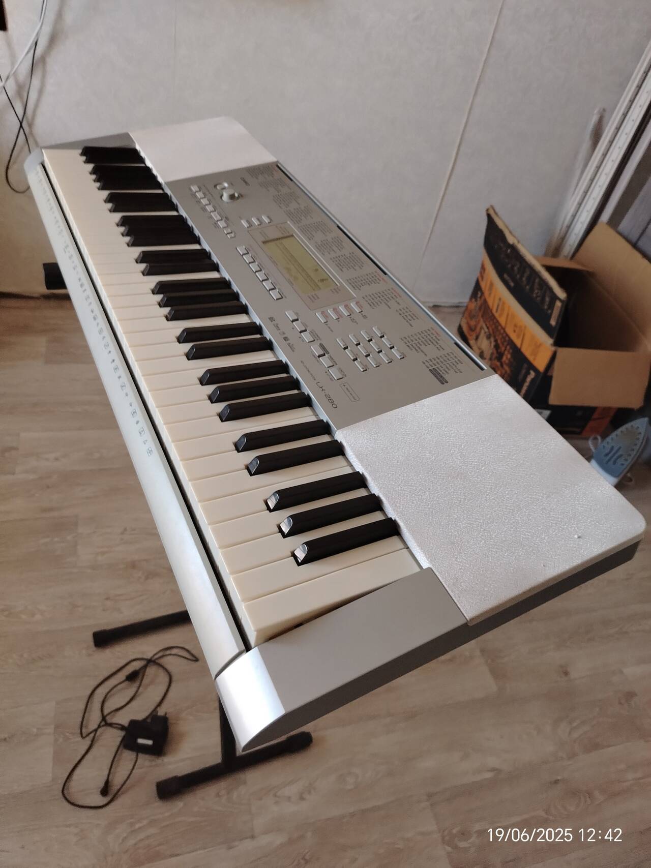 Синтезатор Casio Lk280