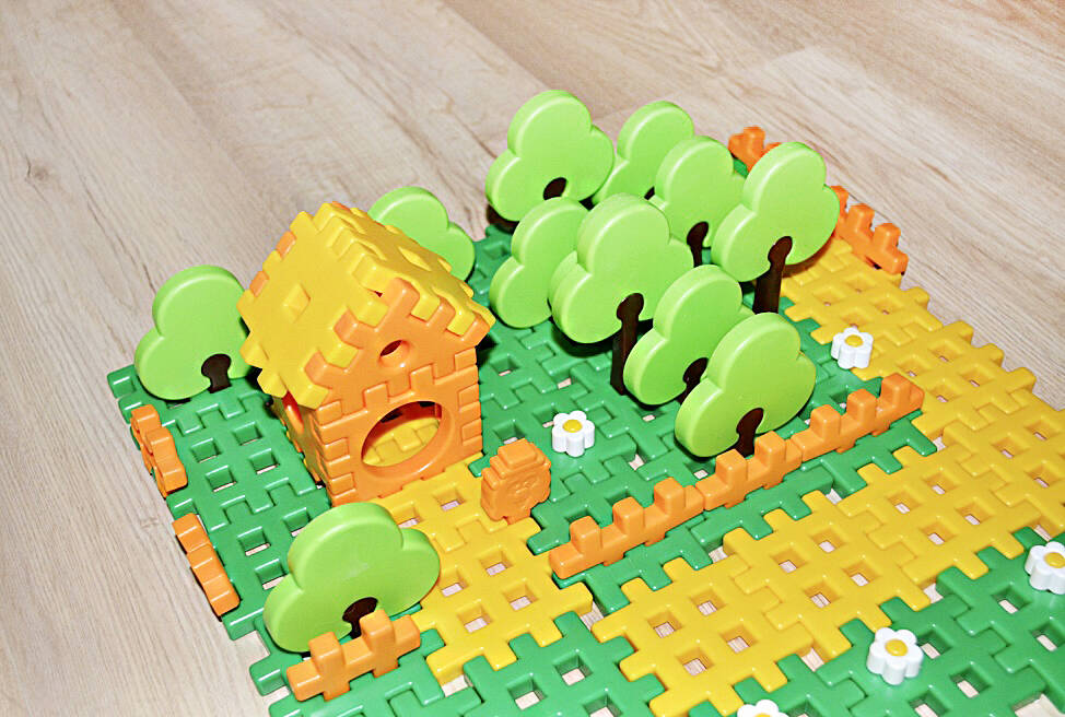 Детский Конструктор "Смешарики" - "Домик Копатыча" в Санкт-Петербурге фото 6 Личные вещи Санкт-Петербург Детский Конструктор "Смешарики" - "Домик Копатыча" в Санкт-Петербурге фото 6 Личные вещи Санкт-Петербург