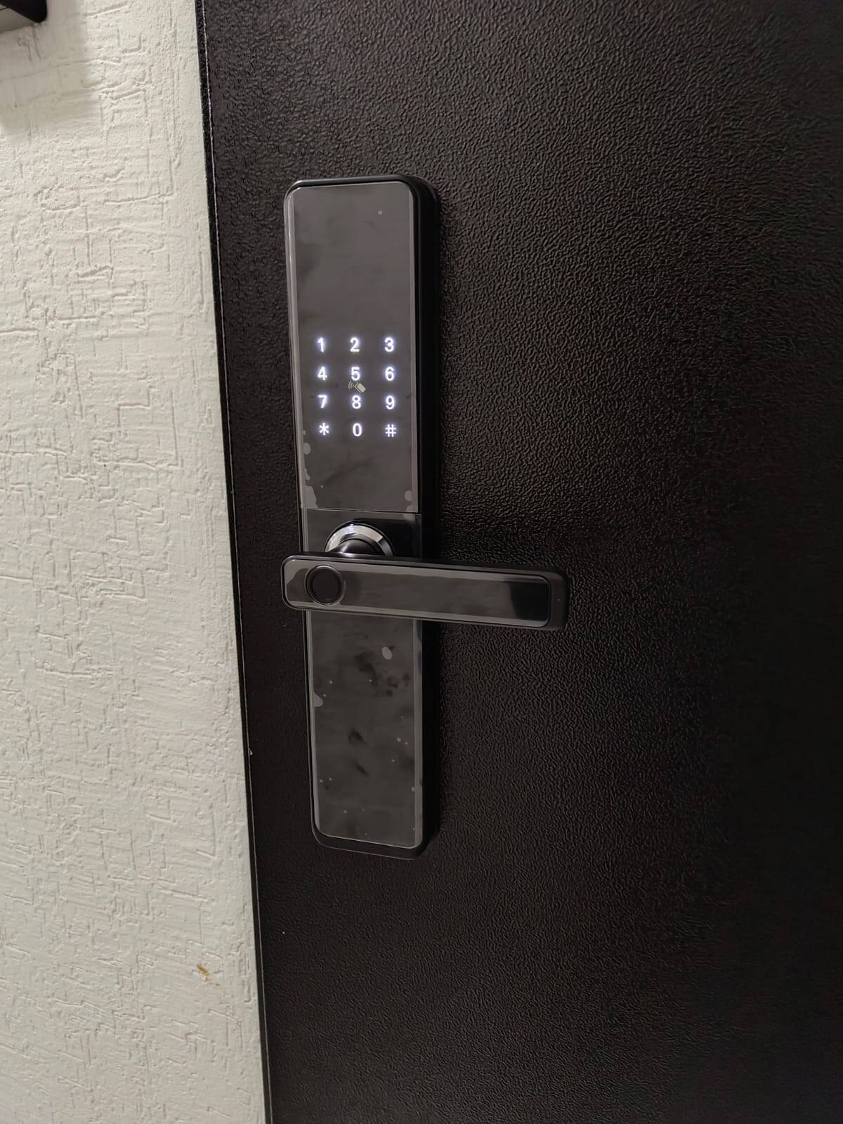 Продажа / Профессиональная установка умных электронных замков в Санкт-Петербурге фото 2 Услуги Санкт-Петербург