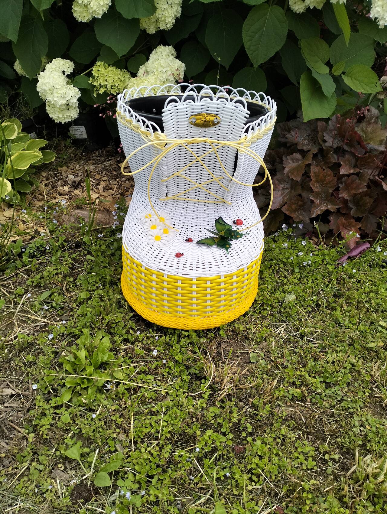 Кашпо башмак из ротанга