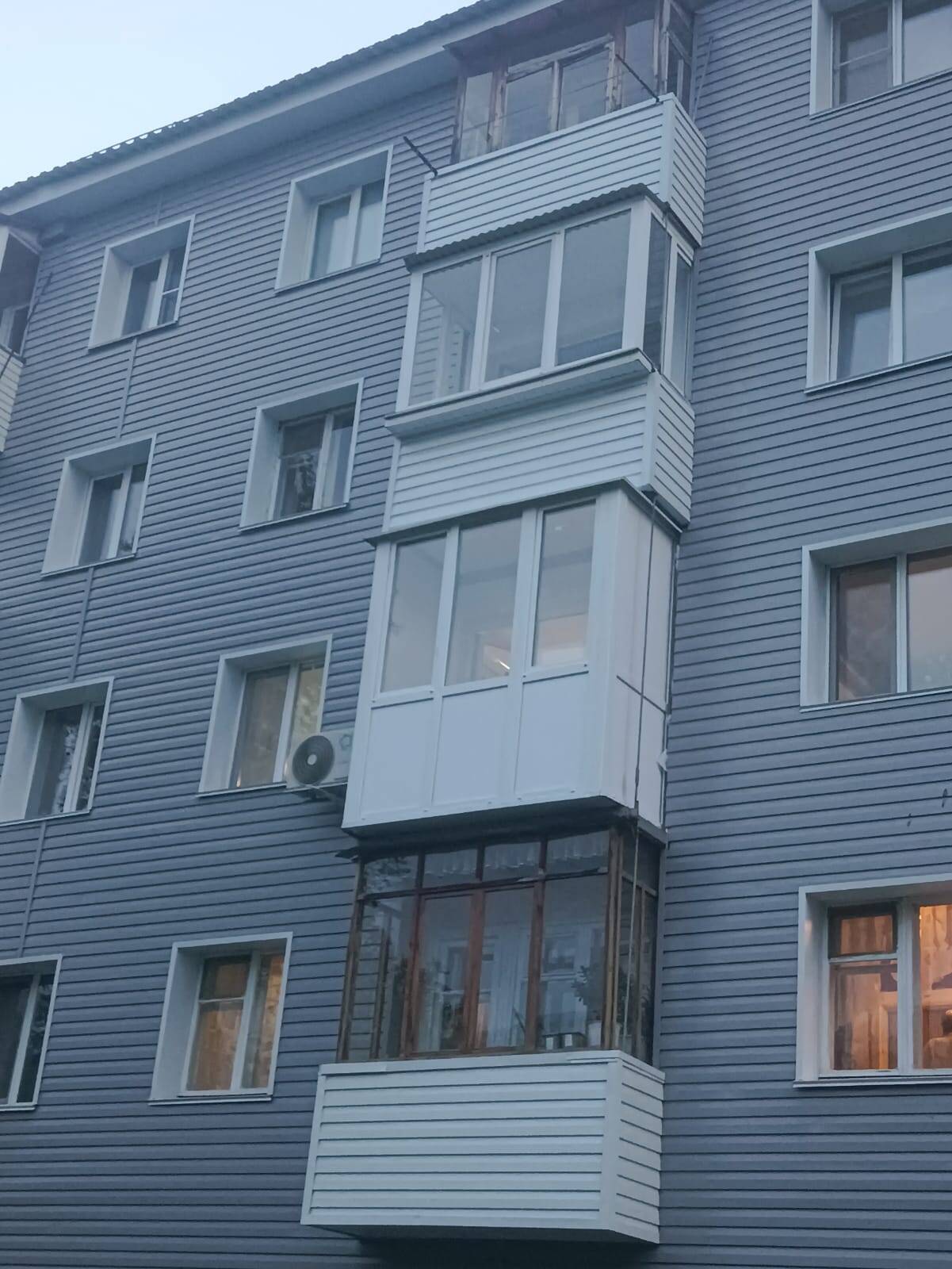 Остекление балконов шкаф в подарок  в Омске фото 3 Услуги Омск