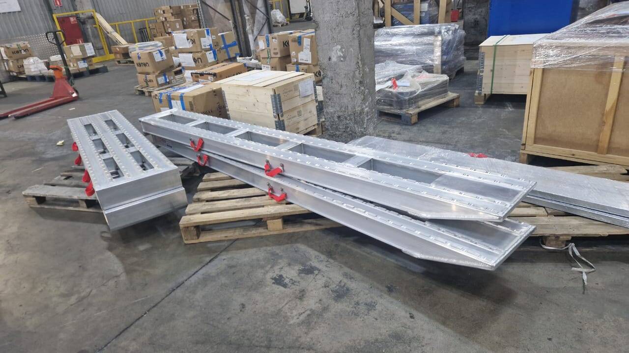 Аппарели для фуры, бортовой газели    в Абакане фото 2 Транспорт Абакан