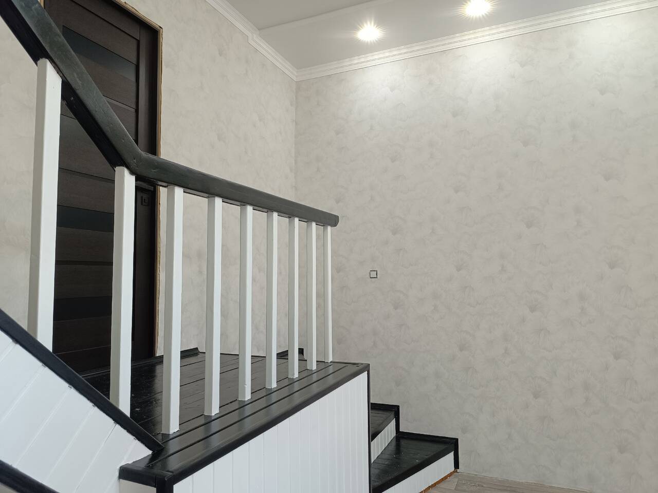 Качественная поклейка обоев в Тюмени фото 6 Услуги Тюмень