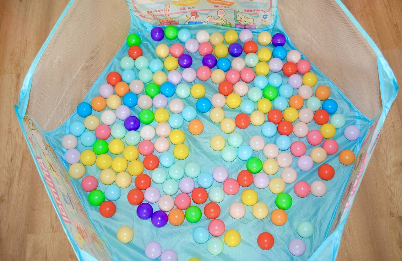 Детский игровой бассейн-манеж с шариками в Санкт-Петербурге фото 5 Личные вещи Санкт-Петербург Детский игровой бассейн-манеж с шариками в Санкт-Петербурге фото 5 Личные вещи Санкт-Петербург