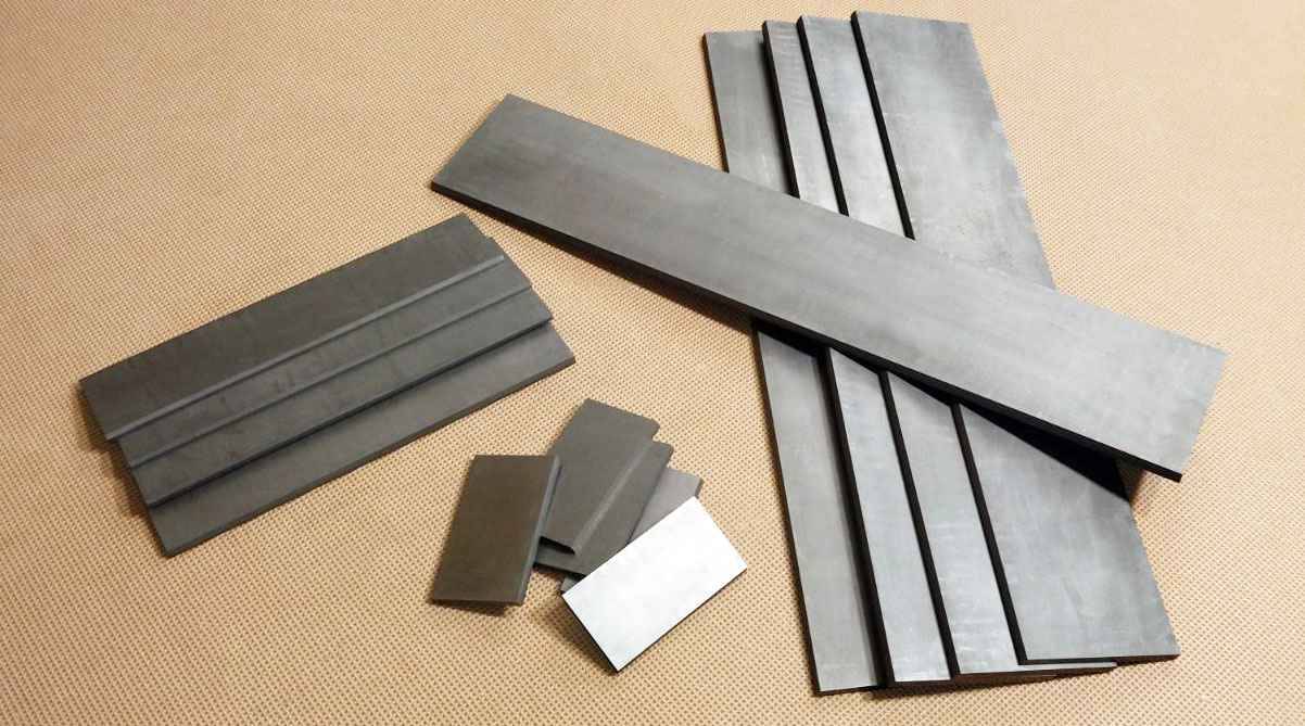 Запчасти для вакуумных насосов и компрессоров