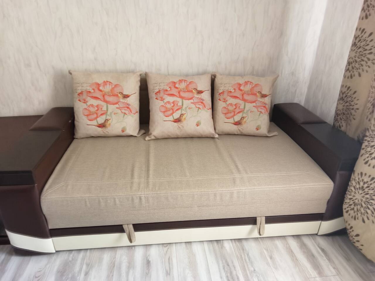 Диван 2200х2000 БУ в Алуште фото 5 Для дома и дачи Алушта