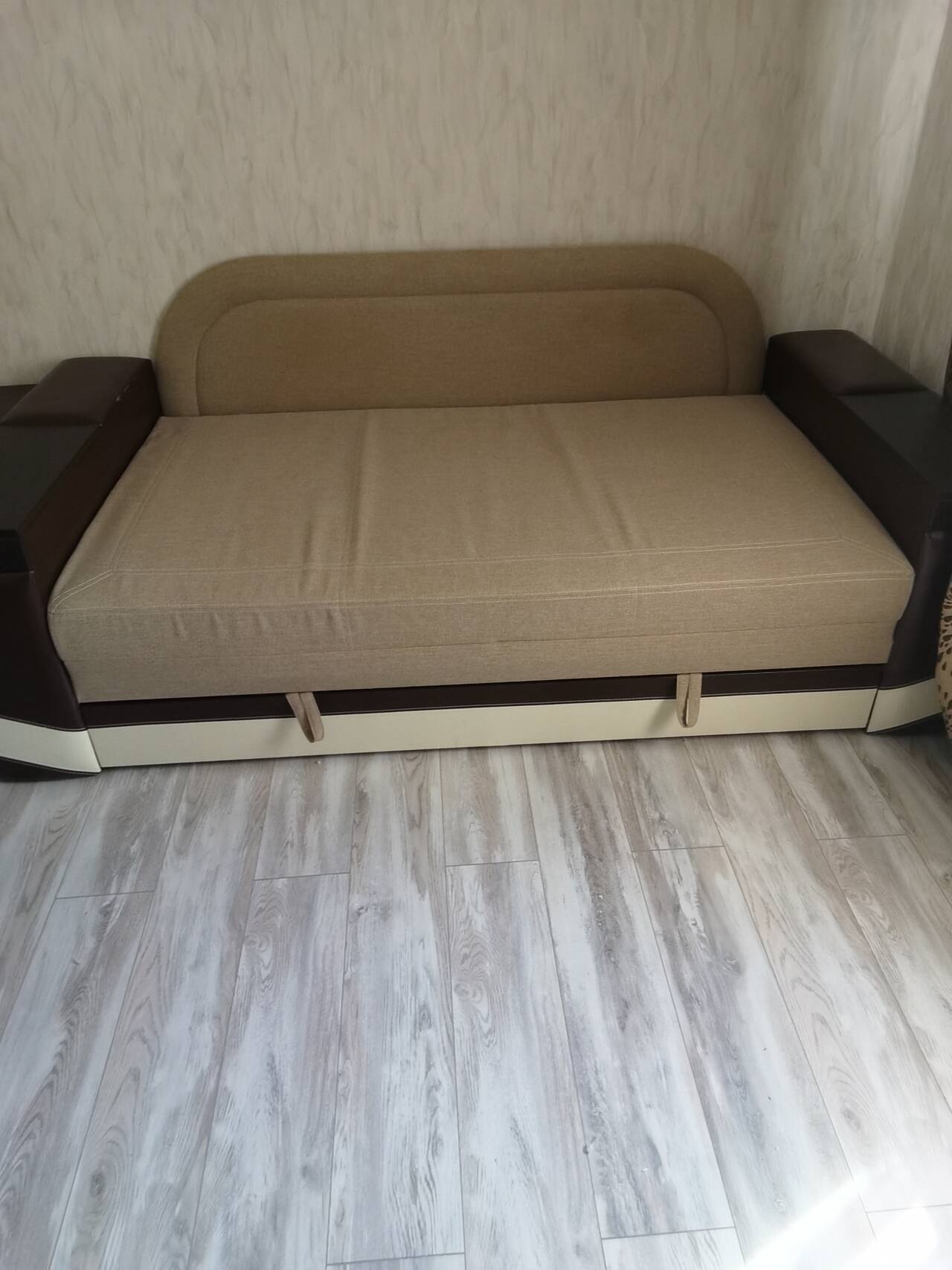 Диван 2200х2000 БУ в Алуште фото 4 Для дома и дачи Алушта