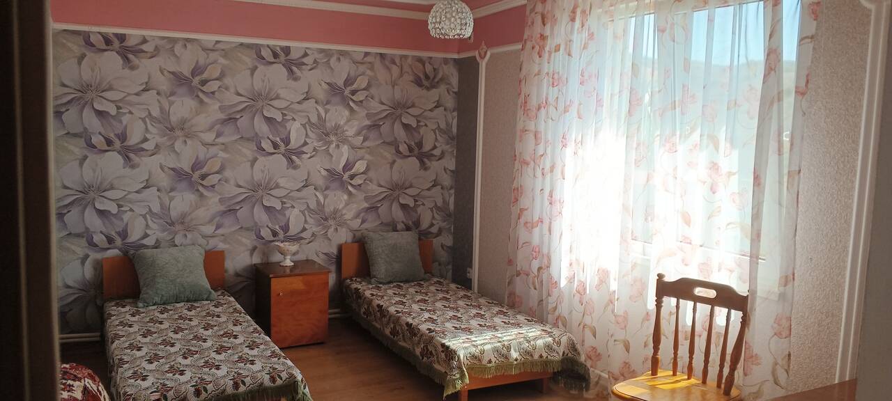 Комната в 3-к, 2 эт.