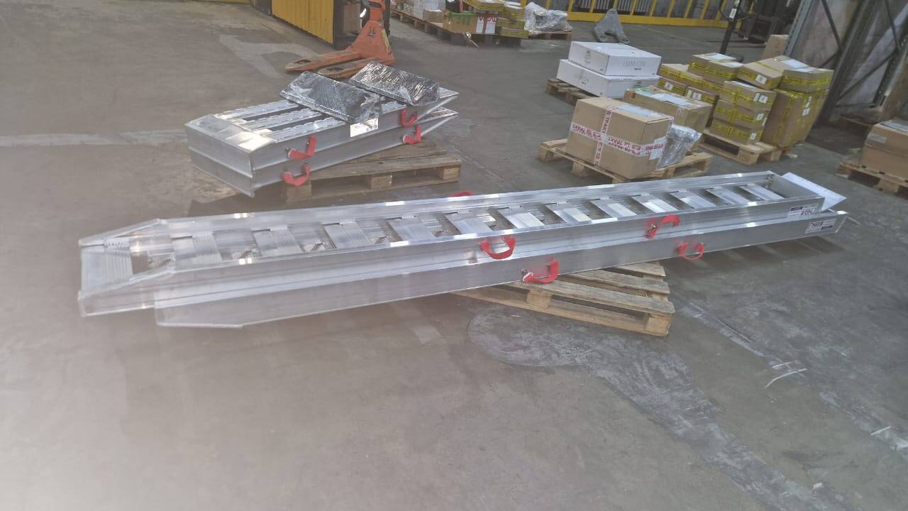 Аппарели алюминиевые 4 метра Аппарели алюминиевые 4 метра