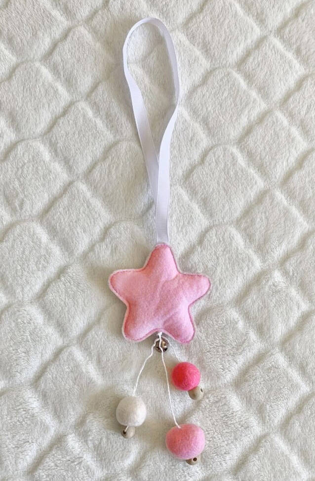 Детский мобиль из фетра для девочки (ручн. работа) + подарок🎁 в Санкт-Петербурге фото 2 Личные вещи Санкт-Петербург