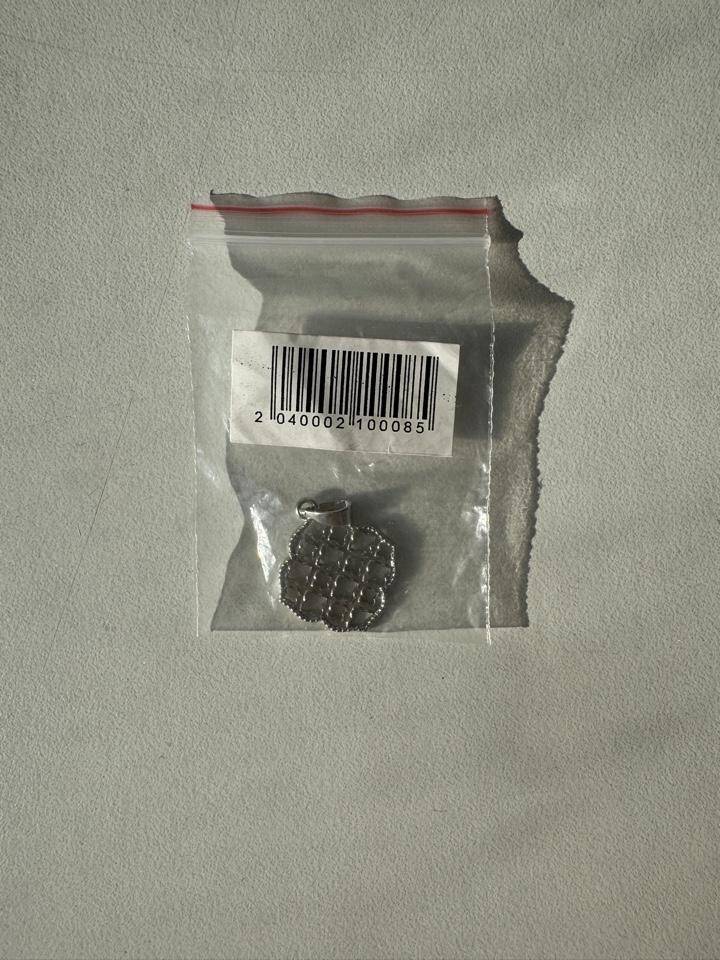 Кулон подвеска 585 Золотой цветок серебристый листок бижутерия украшение серебро серебристый серебряный бижутерный сплав под белое золото платину амулет талисман клевер цветок в Москве фото 6 Личные вещи Москва