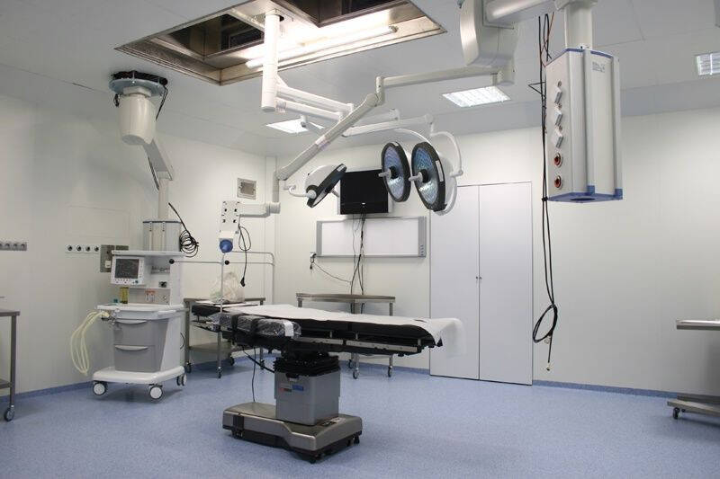 HPL Панели: революция в стерильности для медицинских и пищевых предприятий