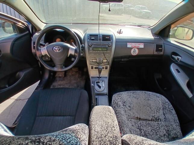 Продается Toyota Corolla 1.6 AT в Иркутске фото 3 Транспорт Иркутск