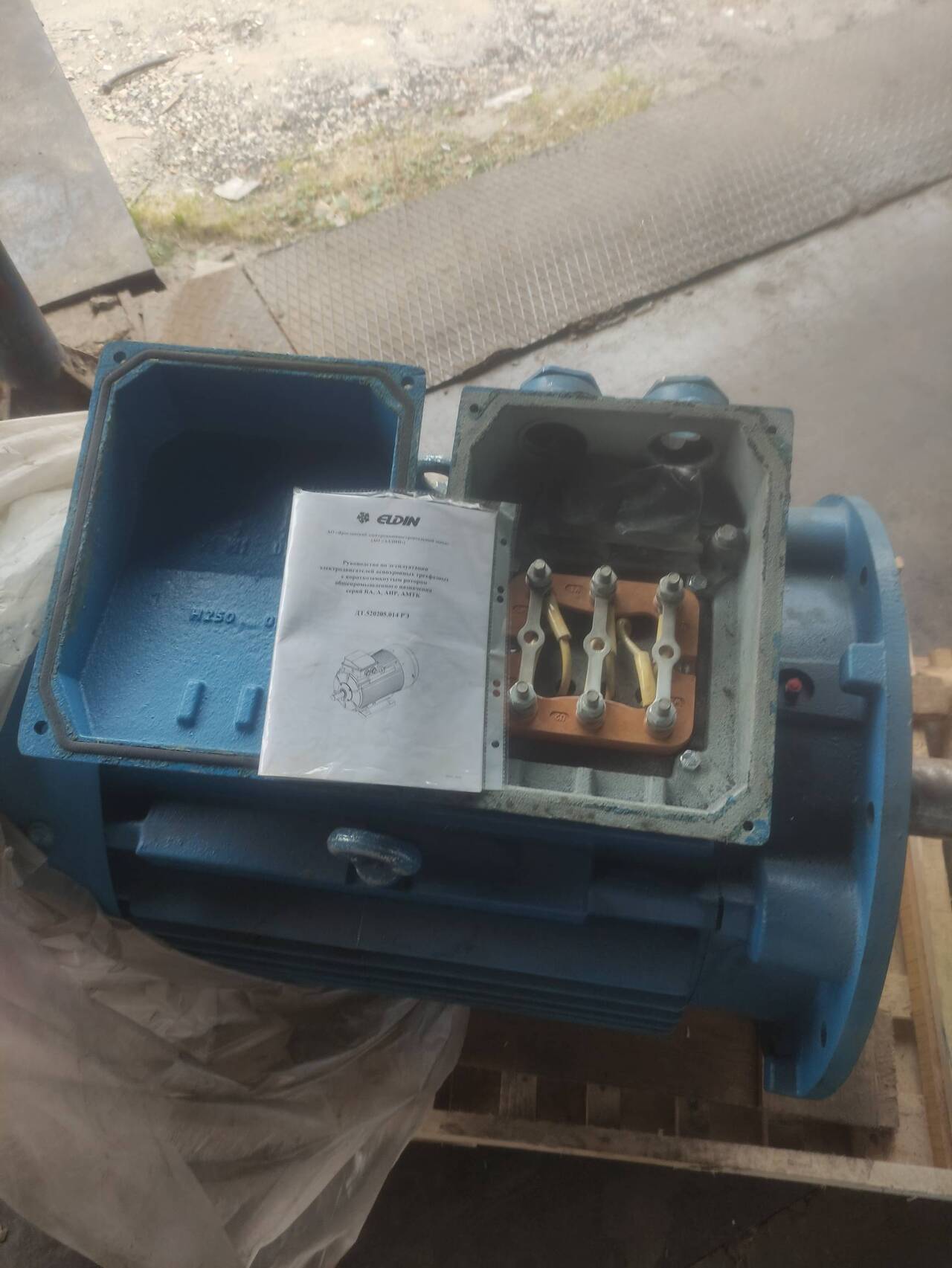 Электродвигатель 55 кВт 1000 об/мин во Владимире фото 4 Бытовая электроника Владимир