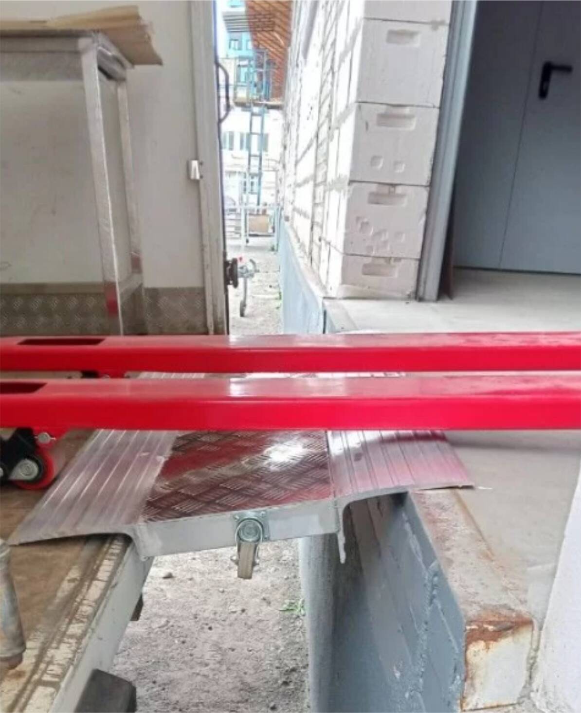 Мост перегрузочный для рохли  в Санкт-Петербурге фото 2 Транспорт Санкт-Петербург