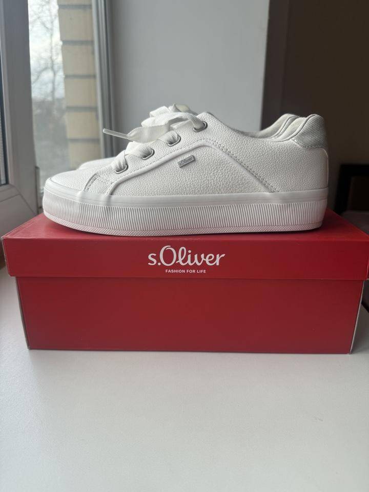 Кроссовки Oliwer белые женские 39 размер кожзам Германия Китай платформа 4 см качество супер под кожу мгякие удобные в Москве фото 6 Личные вещи Москва