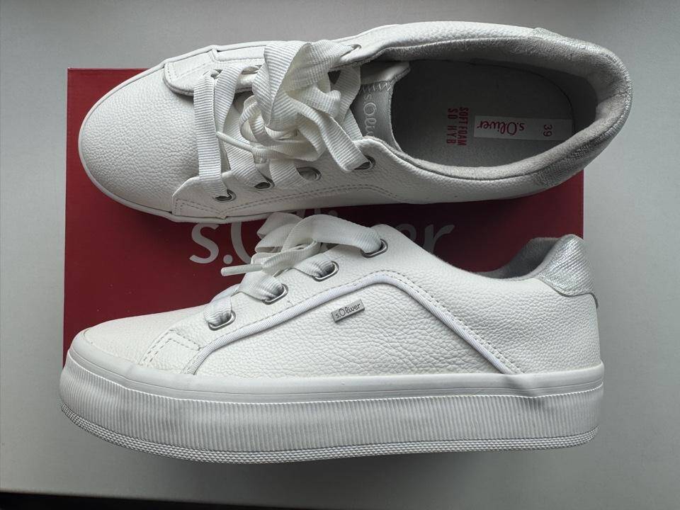 Кроссовки Oliwer белые женские 39 размер кожзам Германия Китай платформа 4 см качество супер под кожу мгякие удобные