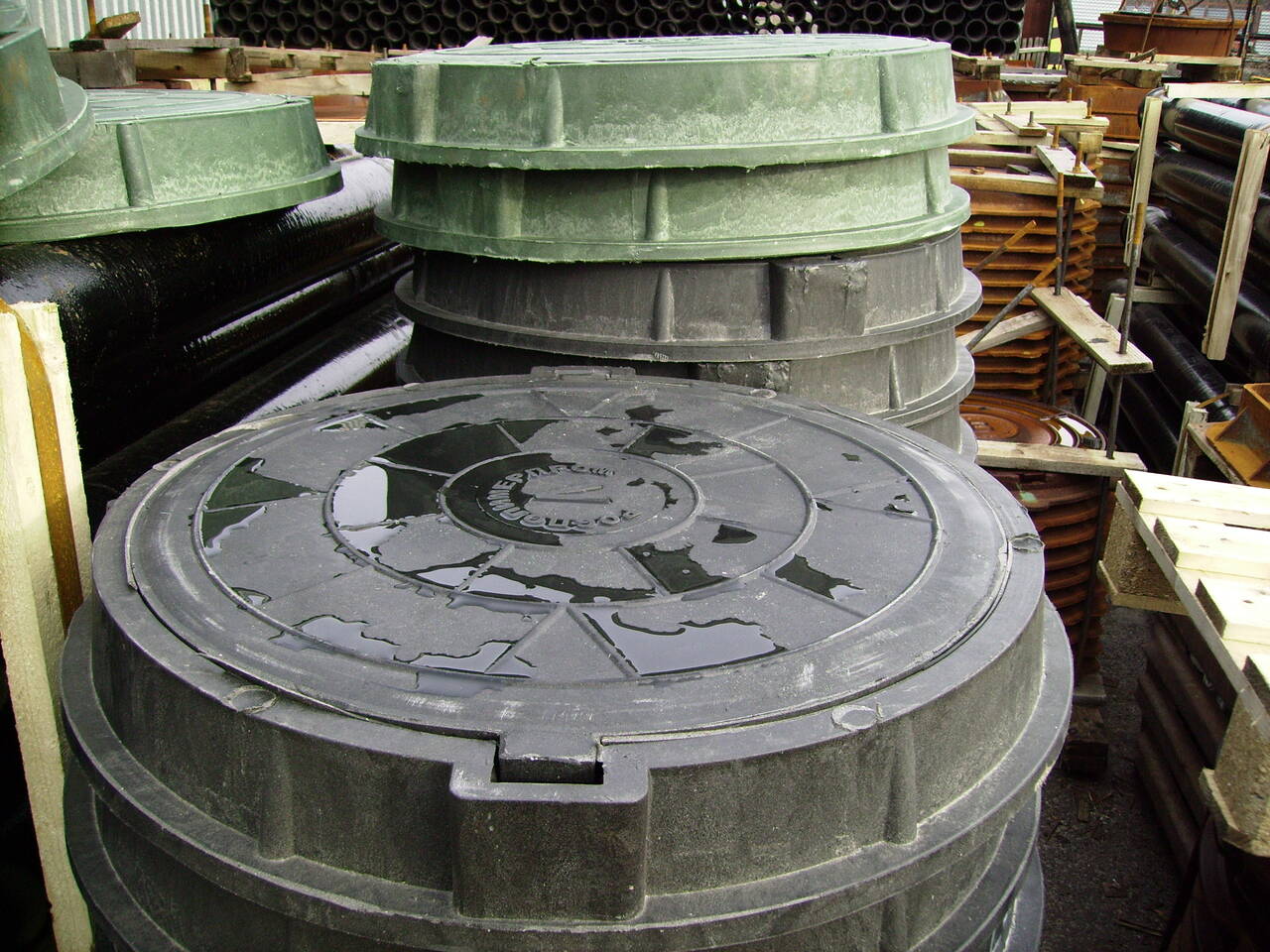 Люк чугунный канализационный в Ростове-на-Дону фото 5 Для дома и дачи Ростов-на-Дону