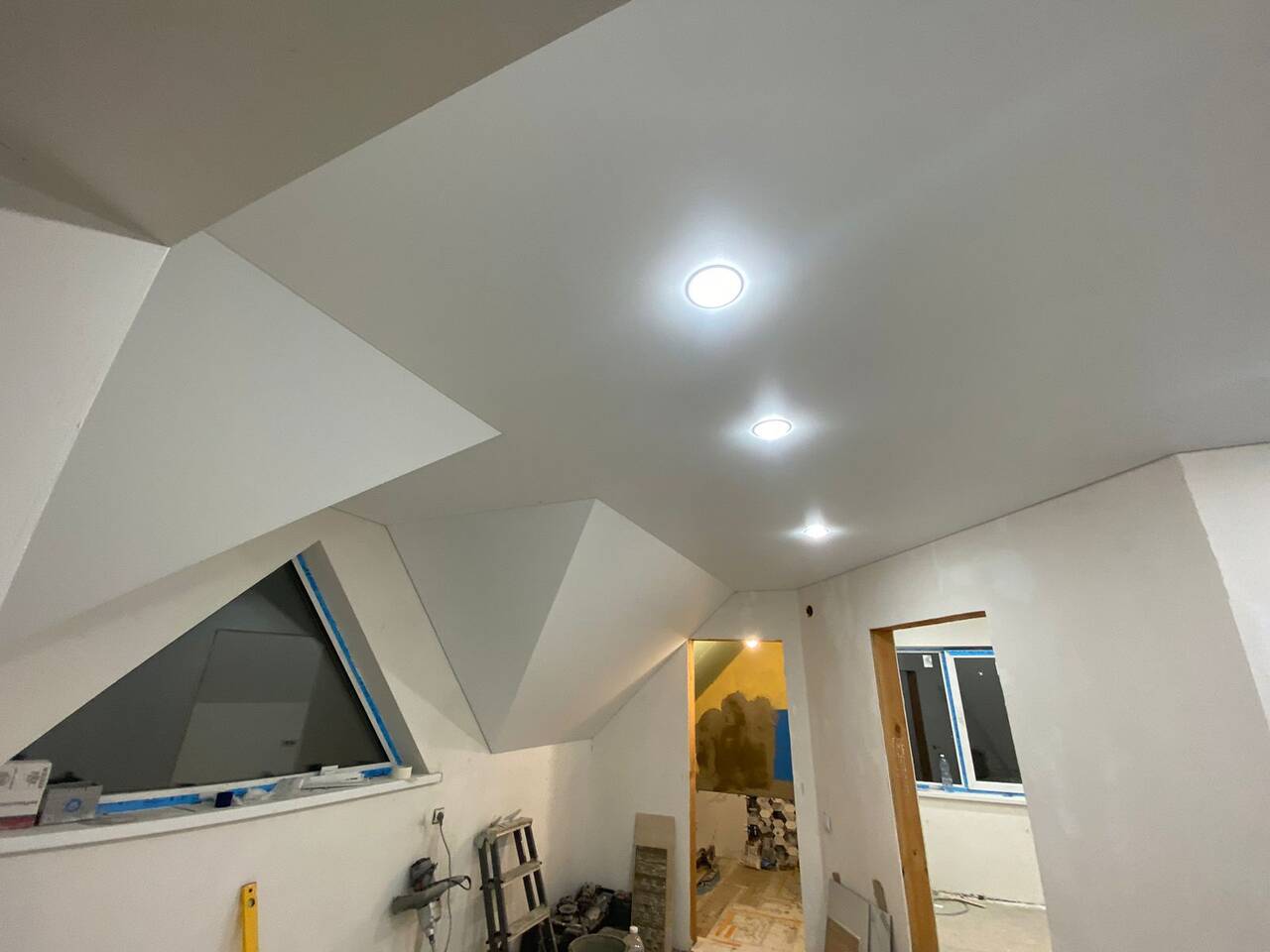 Натяжной потолок под ключ в Новороссийске фото 5 Услуги Новороссийск Натяжной потолок под ключ в Новороссийске фото 5 Услуги Новороссийск