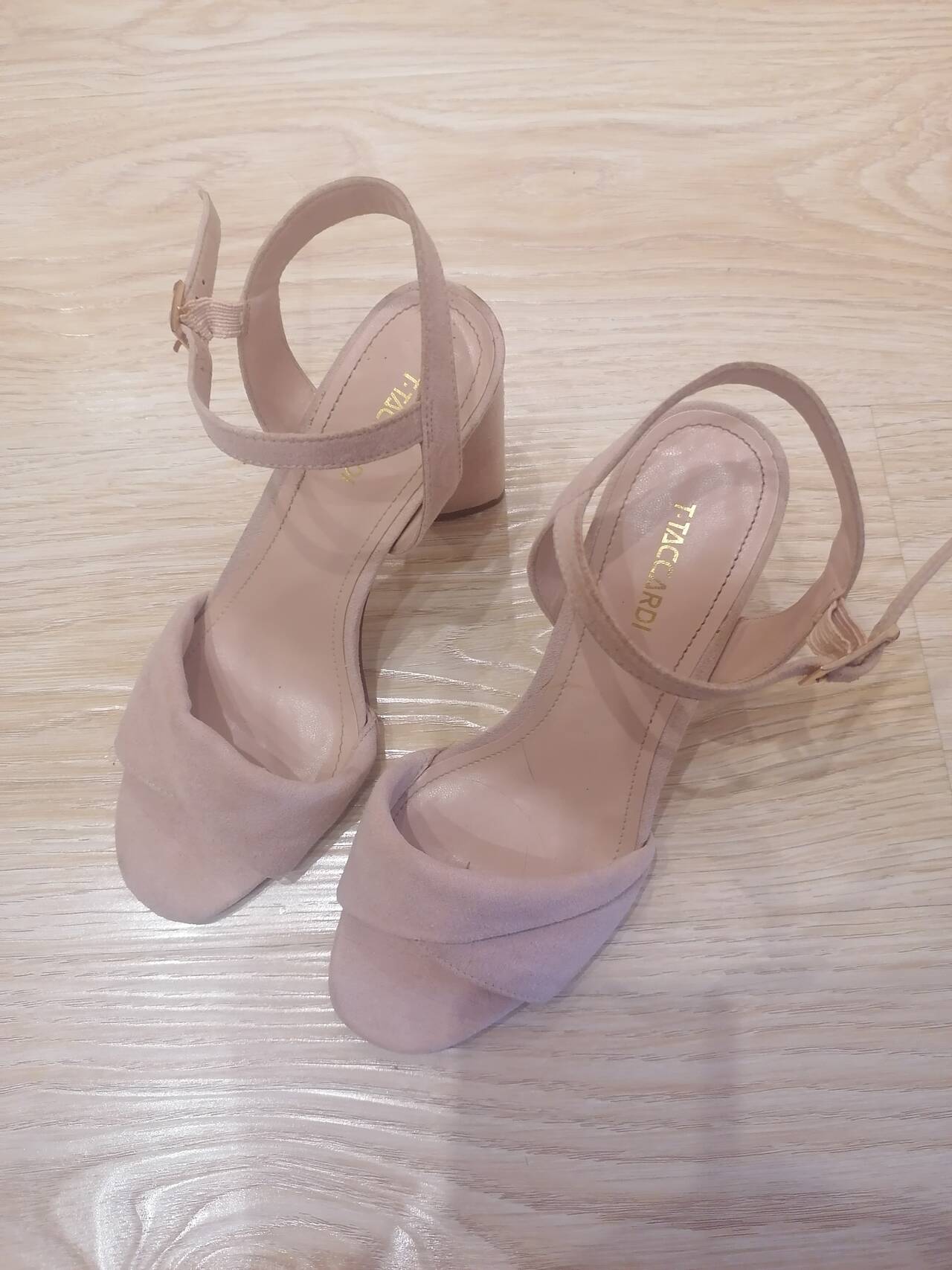 Босоножки в Калуге фото 2 Личные вещи Калуга