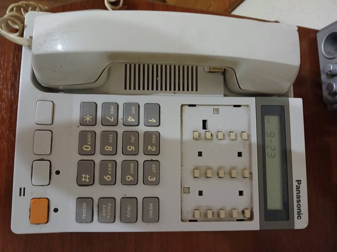 Стационарный телефон-коммутатор Panasonic