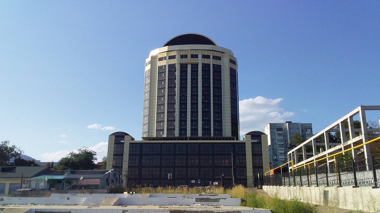 Продам 3-х ком квартиру(новостройка) пл.150 кв.м, 5/18, Пятигорск ЖК "Кругозор"