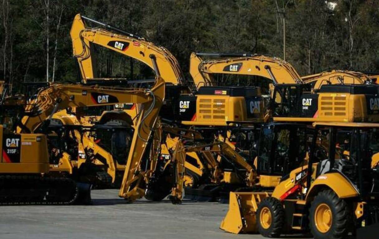 Запчасти на спецтехнику caterpillar в Санкт-Петербурге фото 1 Транспорт Санкт-Петербург