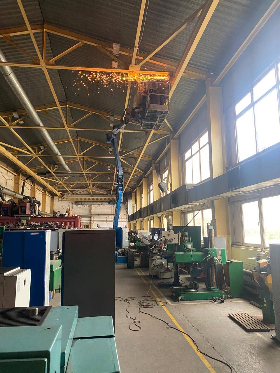 Нивелировка, рихтовка путей мостового крана в Артеме фото 2 Услуги Артем Нивелировка, рихтовка путей мостового крана в Артеме фото 2 Услуги Артем