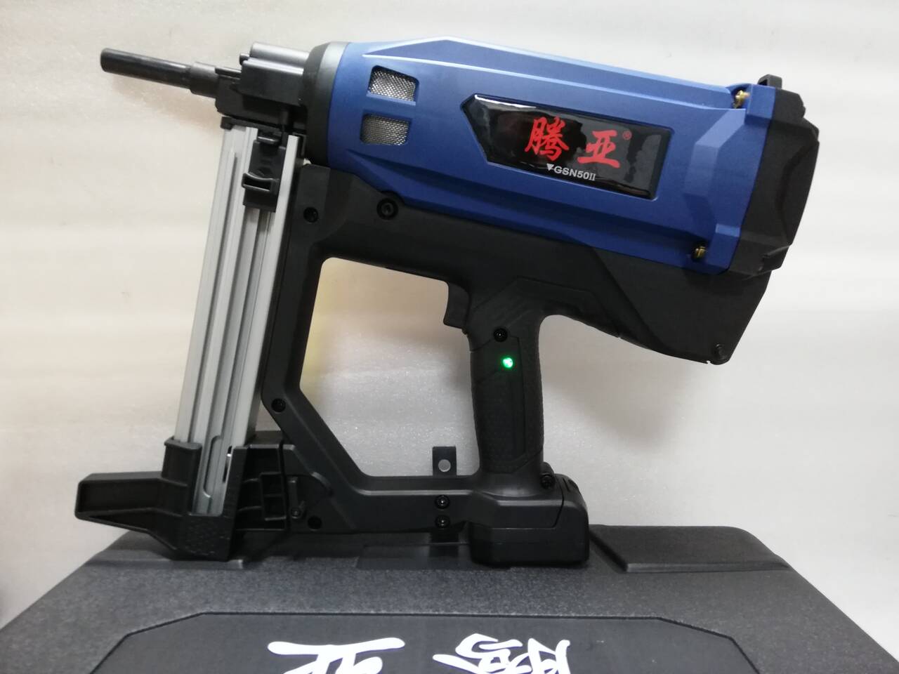 Монтажный пистолет Toua GSN50, 50E, 50+ в Москве фото 6 Для дома и дачи Москва Монтажный пистолет Toua GSN50, 50E, 50+ в Москве фото 6 Для дома и дачи Москва