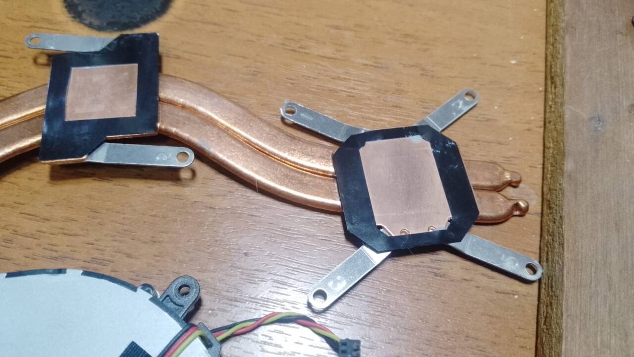 Запчасти для ноутбука Toshiba Satellite L850-DLK в Сочи фото 4 Бытовая электроника Сочи