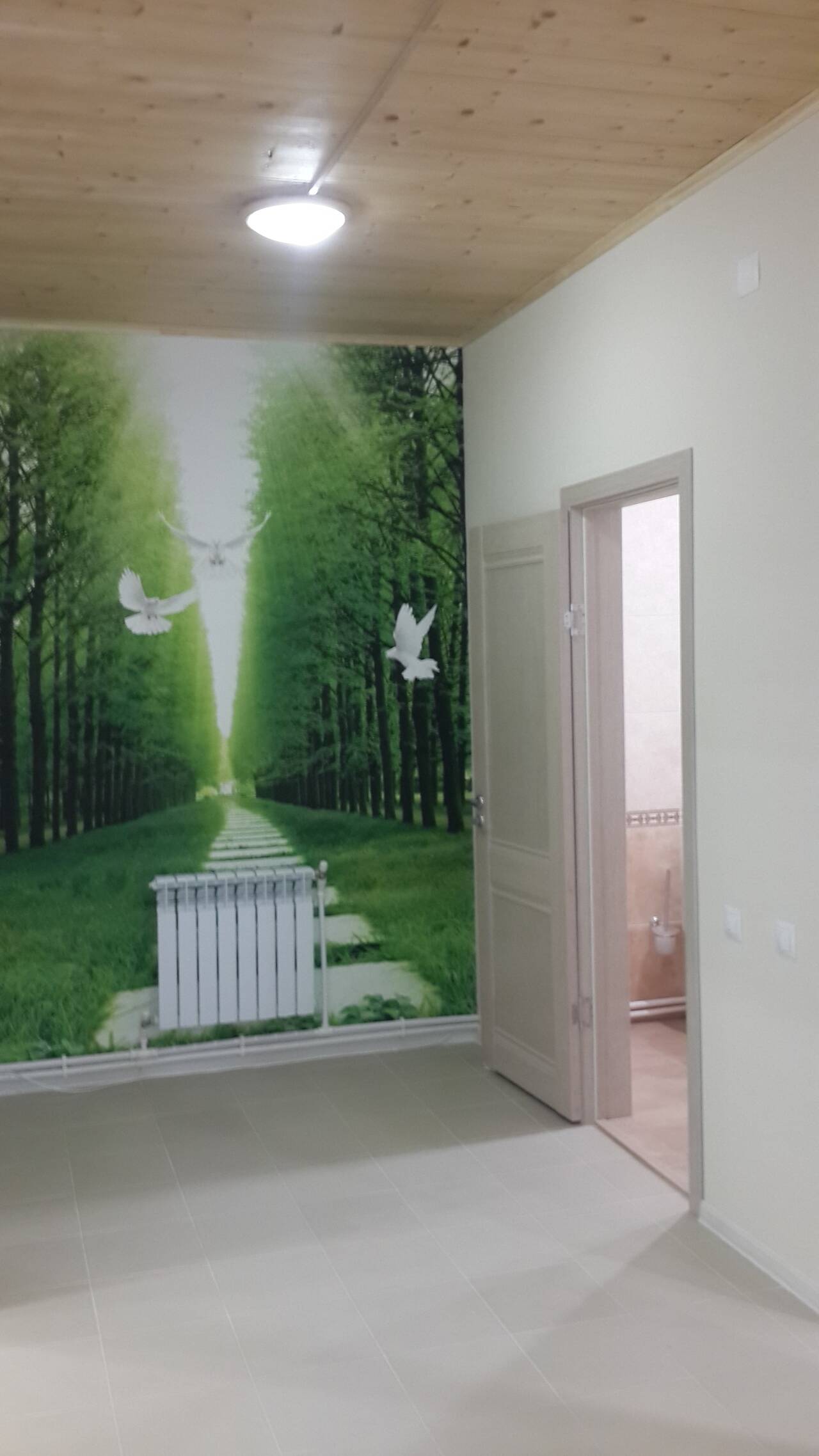 Поклейка обоев любой сложности